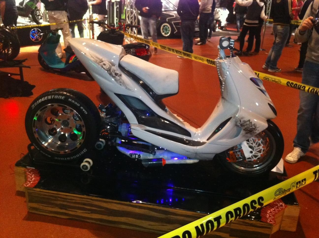Scooter Attack Scooter Custom Show 2012 Video & Picture Special